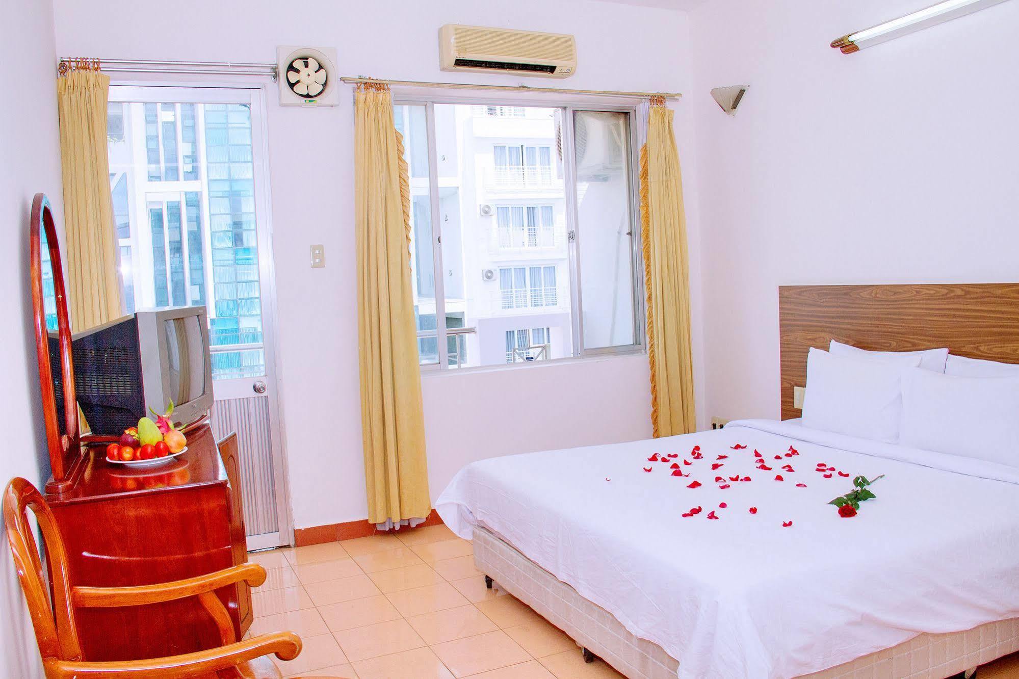Aurora Nha Trang Hotel Kültér fotó
